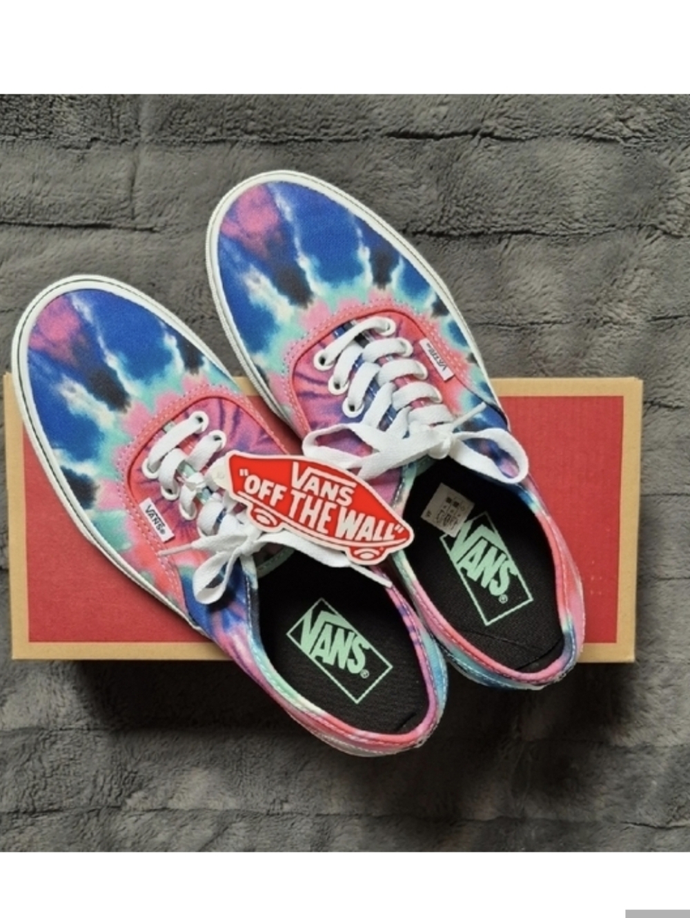 Vans Size 7M/8.5W Tie-Dye Sneakers, New With Tags